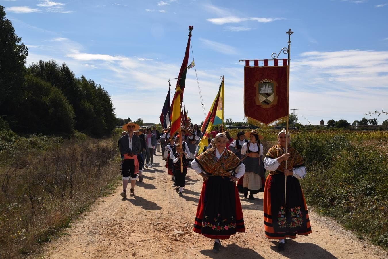 Encuentro de estandartes en Poza de la Vega