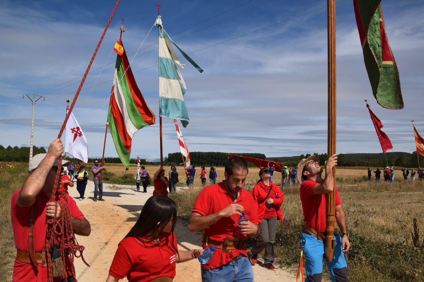 Encuentro de estandartes en Poza de la Vega