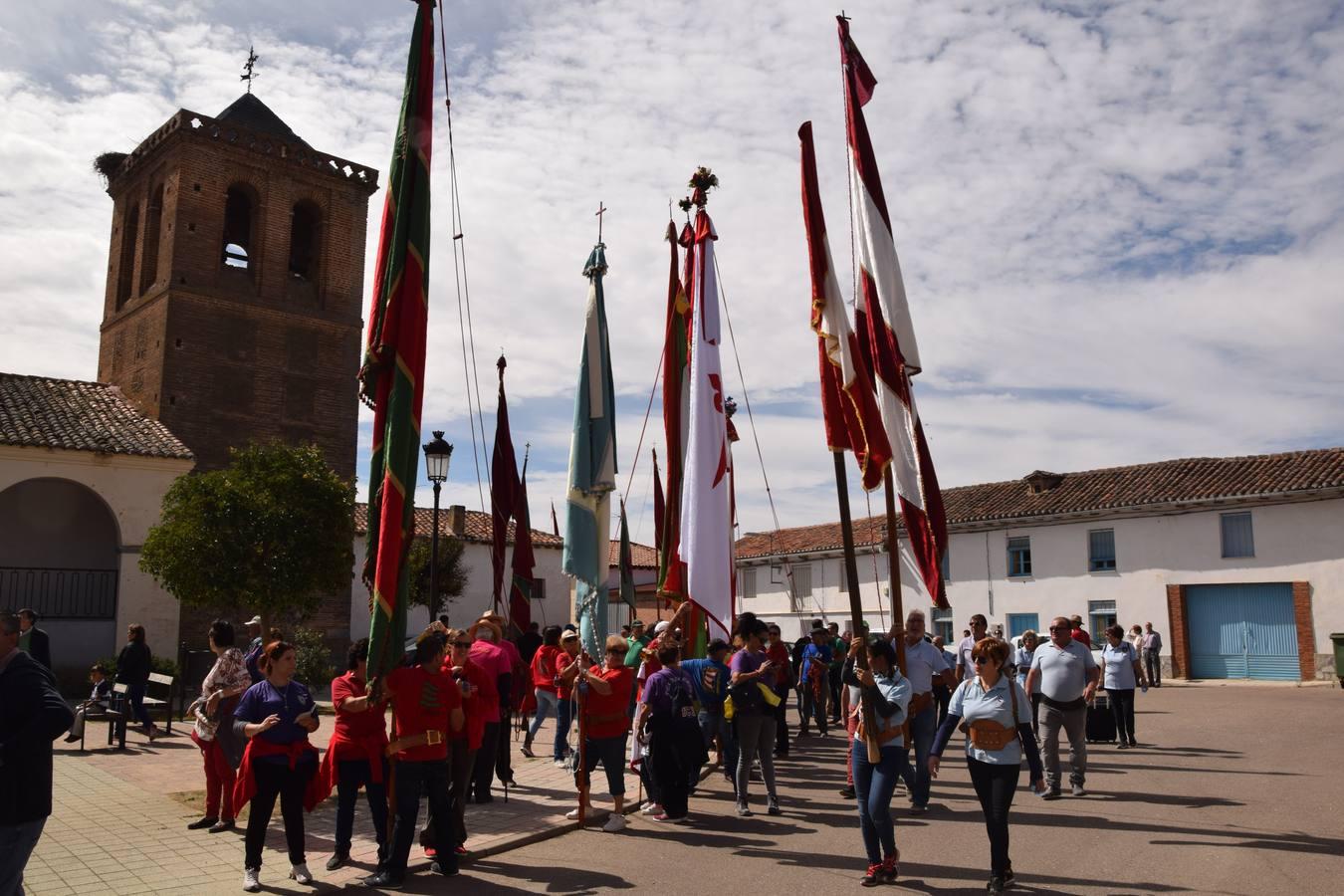 Encuentro de estandartes en Poza de la Vega