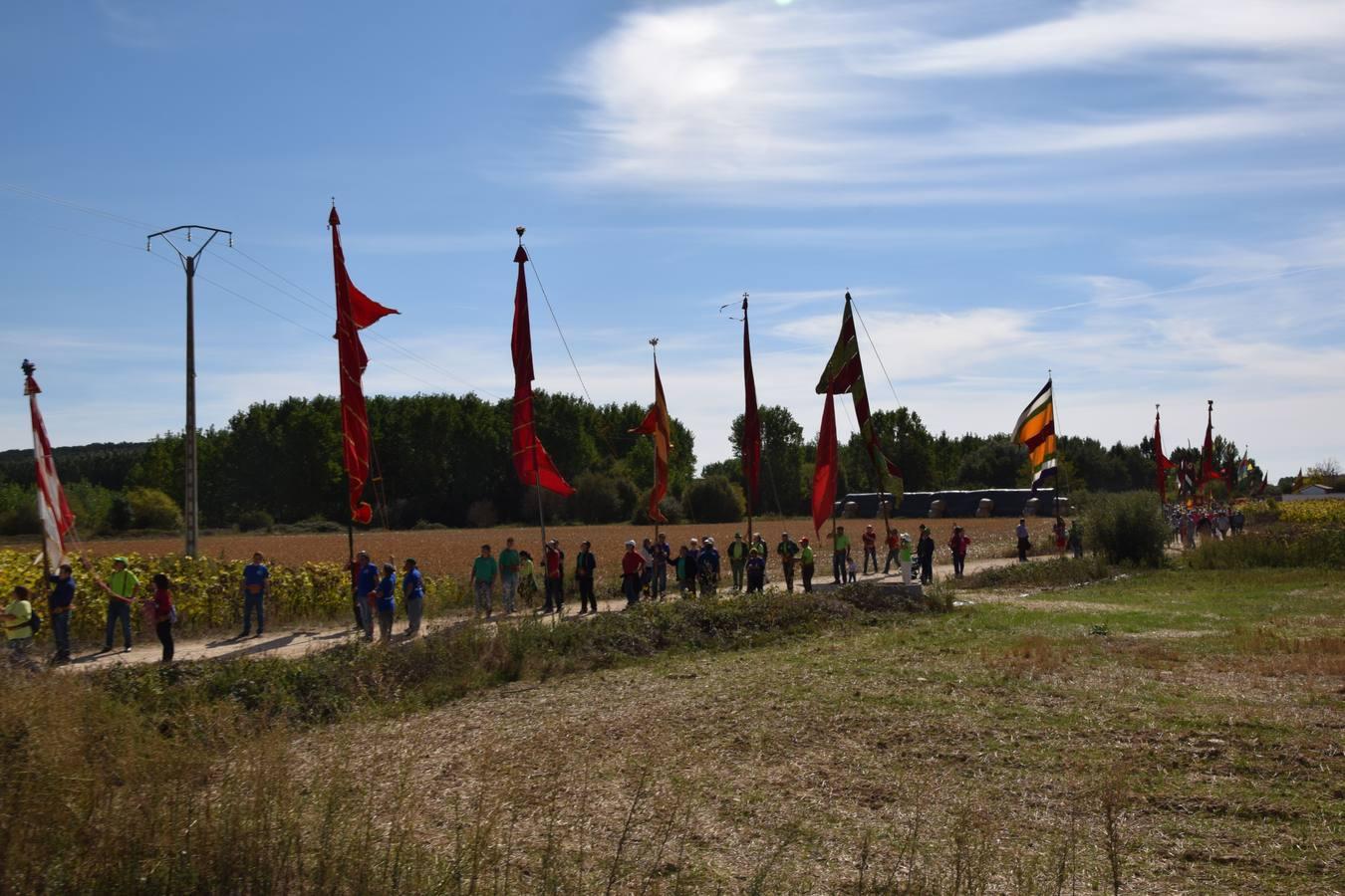 Encuentro de estandartes en Poza de la Vega