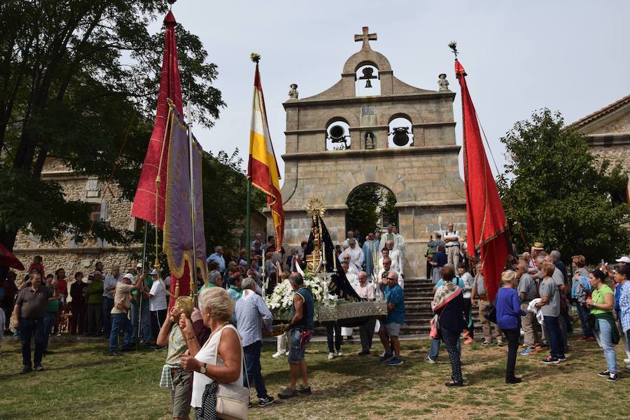 Romería en el santuario de la Virgen del Brezo