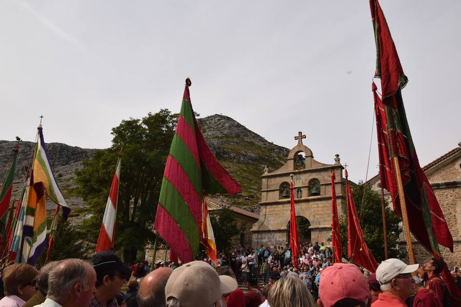 Romería en el santuario de la Virgen del Brezo