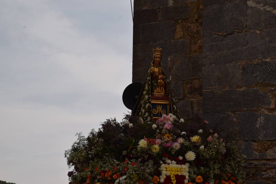 Romería en el santuario de la Virgen del Brezo