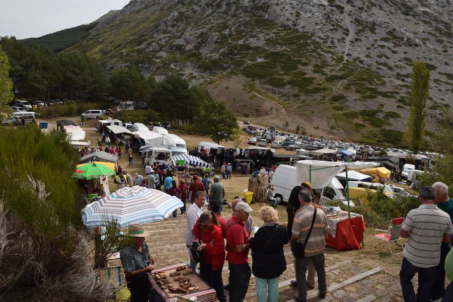 Romería en el santuario de la Virgen del Brezo