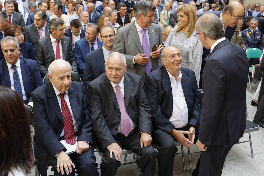 Los protagonistas han sido los presidentes que durante los 40 años de democracia que ha vivido este país han ocupado el sillón principal de la institución