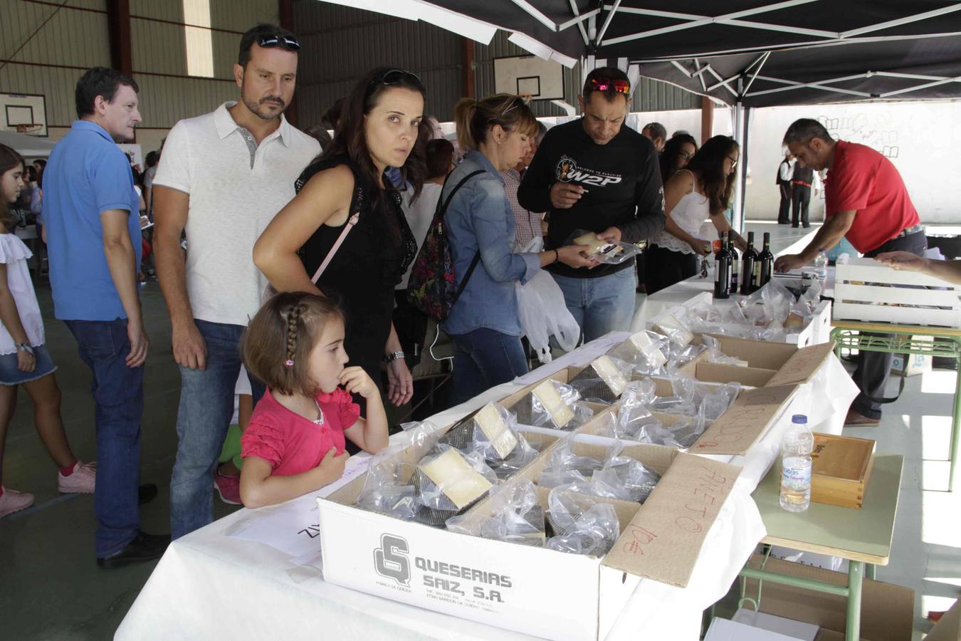 Sardón celebra su X Feria del Queso