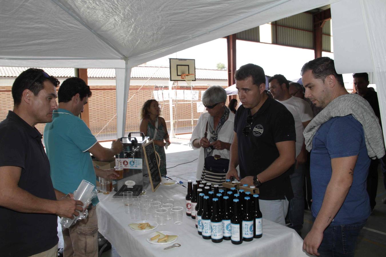 Sardón celebra su X Feria del Queso