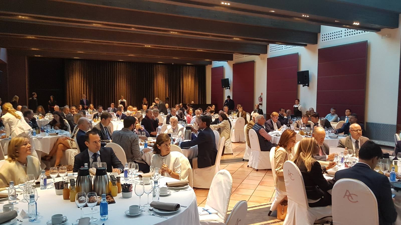 El Norte de Castilla y BBVA organizan este desayuno informativo en el hotel AC Palacio de Santa Ana de Valladolid.