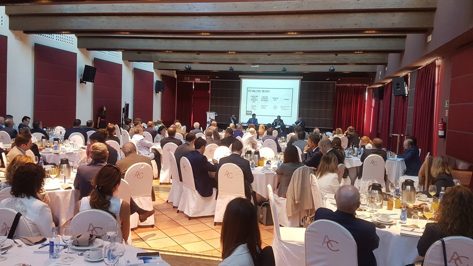 El Norte de Castilla y BBVA organizan este desayuno informativo en el hotel AC Palacio de Santa Ana de Valladolid.