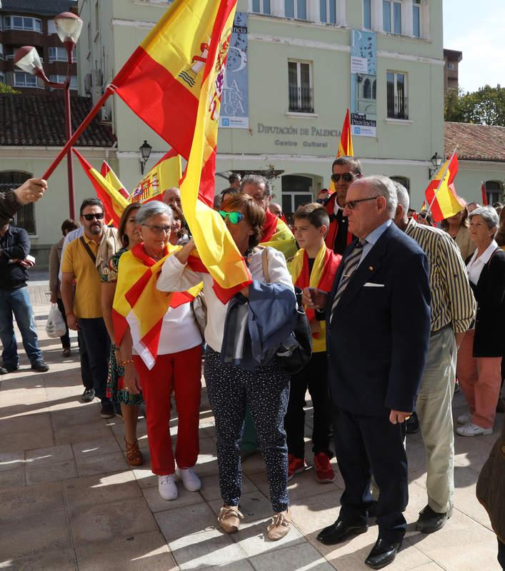 Concentración en Palencia contra el referéndum de Cataluña