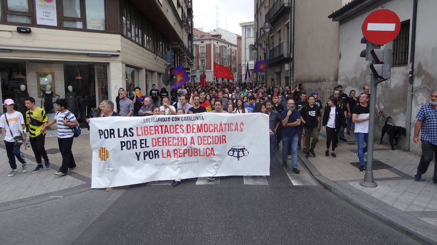 Manifestación en Valladolid por el derecho a decidir en Cataluña