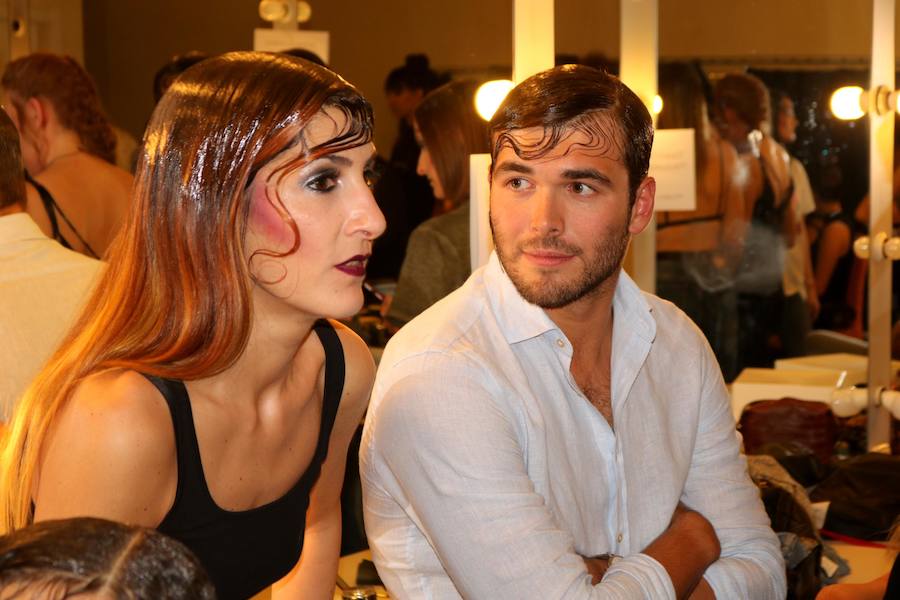 Una gala organizada por la Asociación Palentina con el Pueblo Saharaui que este año ha llegado a su décima edición y que congregó a centenares de palentinos en el Teatro Principal