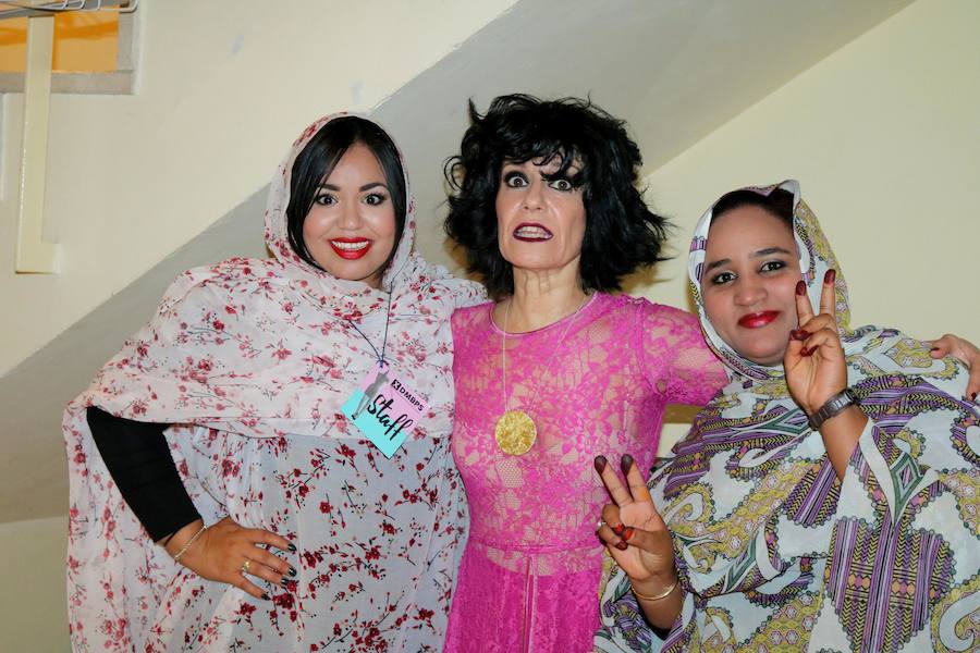 Una gala organizada por la Asociación Palentina con el Pueblo Saharaui que este año ha llegado a su décima edición y que congregó a centenares de palentinos en el Teatro Principal