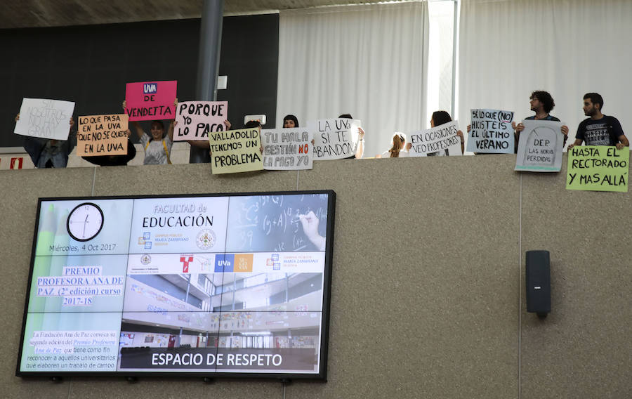 Protesta de los alumnos de la UVA en Segovia
