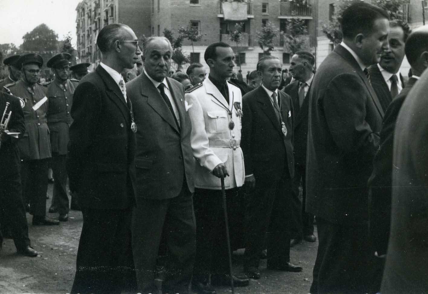 Procesión de San Pedro en 1958 por las calles de Valladolid.