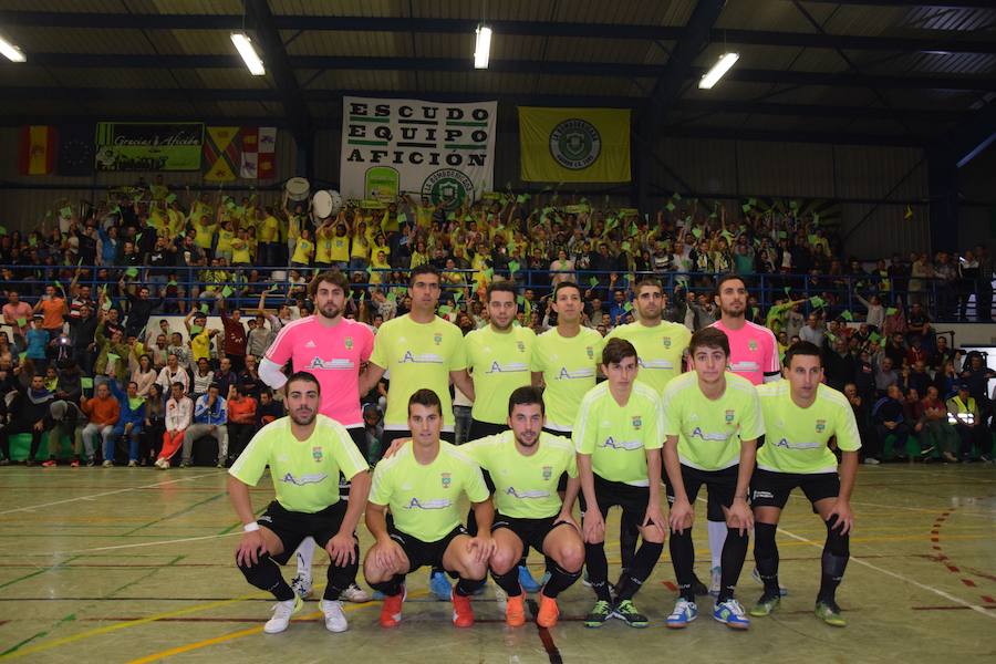 El equipo norteño ganó al equipo de primera división Ribera Navarra (6-4) y se clasificó así para octavos de fina para la copa del rey.
