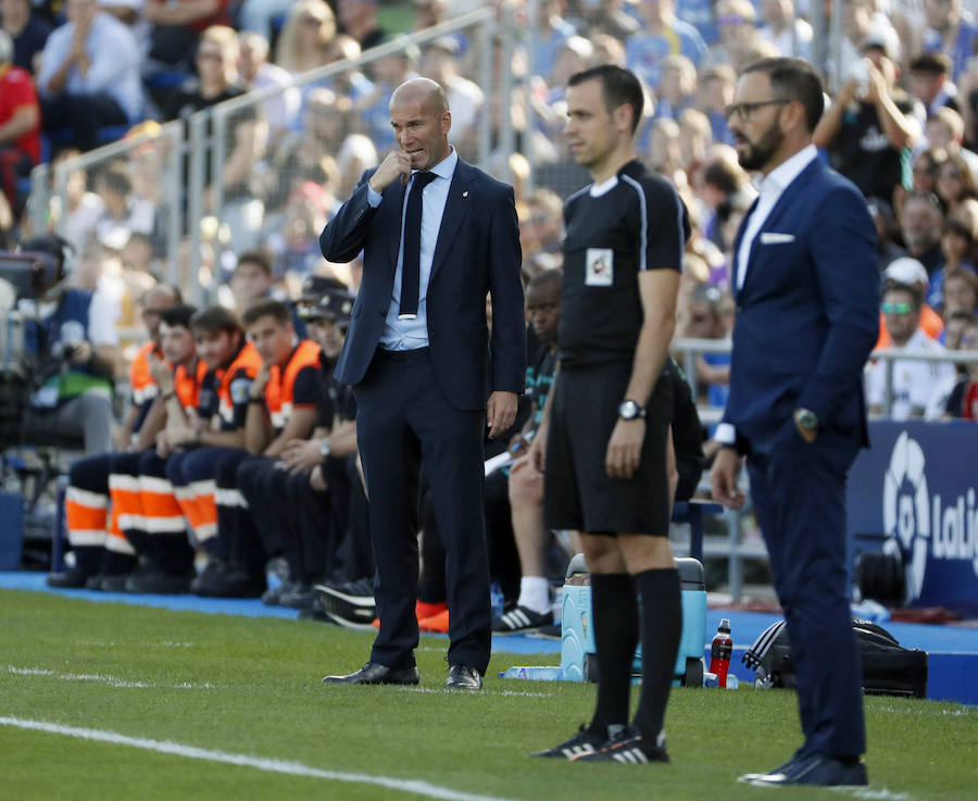 El Real Madrid visita el Coliseum Alfonso Pérez con el objetivo de conseguir una nueva victoria. El cuadro de Zidane suma doce triunfos consecutivos en Liga a domicilio. Una racha que busca frenar el Getafe para conseguir su tercera victoria en su regreso a la máxima categoría.