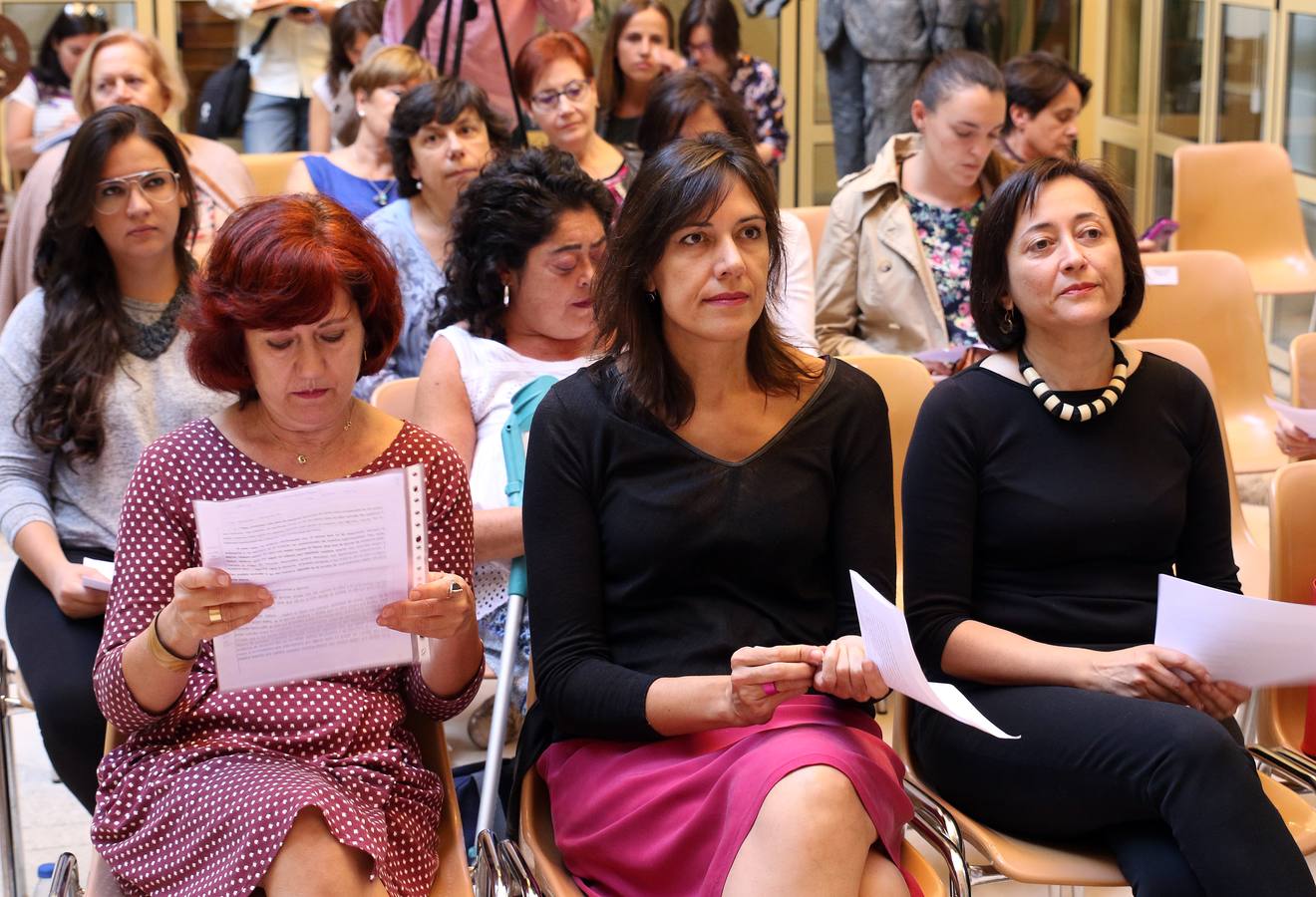 Bajo el lema 'Mujeres, saber y poder', se han celebrado actos en el Ayuntamiento y la Biblioteca Pública