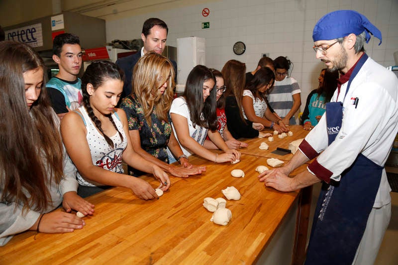 Los panaderos, el Centro Tecnológico del Cereal, El Norte de Castilla y la Diputación se unen para difundir las propiedades alimenticias del pan artesano que se elabora en la provincia