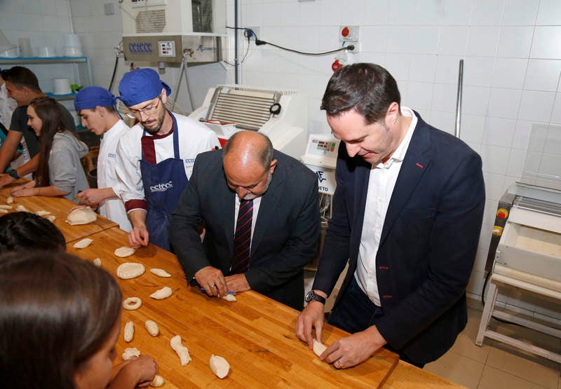 Los panaderos, el Centro Tecnológico del Cereal, El Norte de Castilla y la Diputación se unen para difundir las propiedades alimenticias del pan artesano que se elabora en la provincia