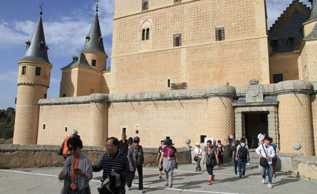Turistas en el Alcázar. 