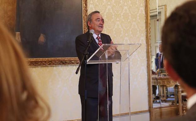 Mariano Barbacid intervino en mayo en la presentación del programa en el Ayuntamiento. 