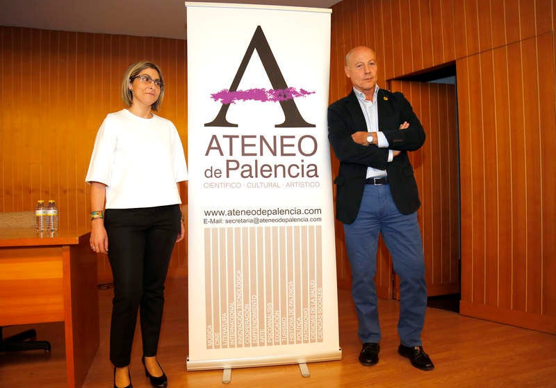 El exjugador de baloncesto y médico ofreció una ponencia sobre Salud y Deporte dentro de la Sección de Ciencias de la Salud del Ateneo