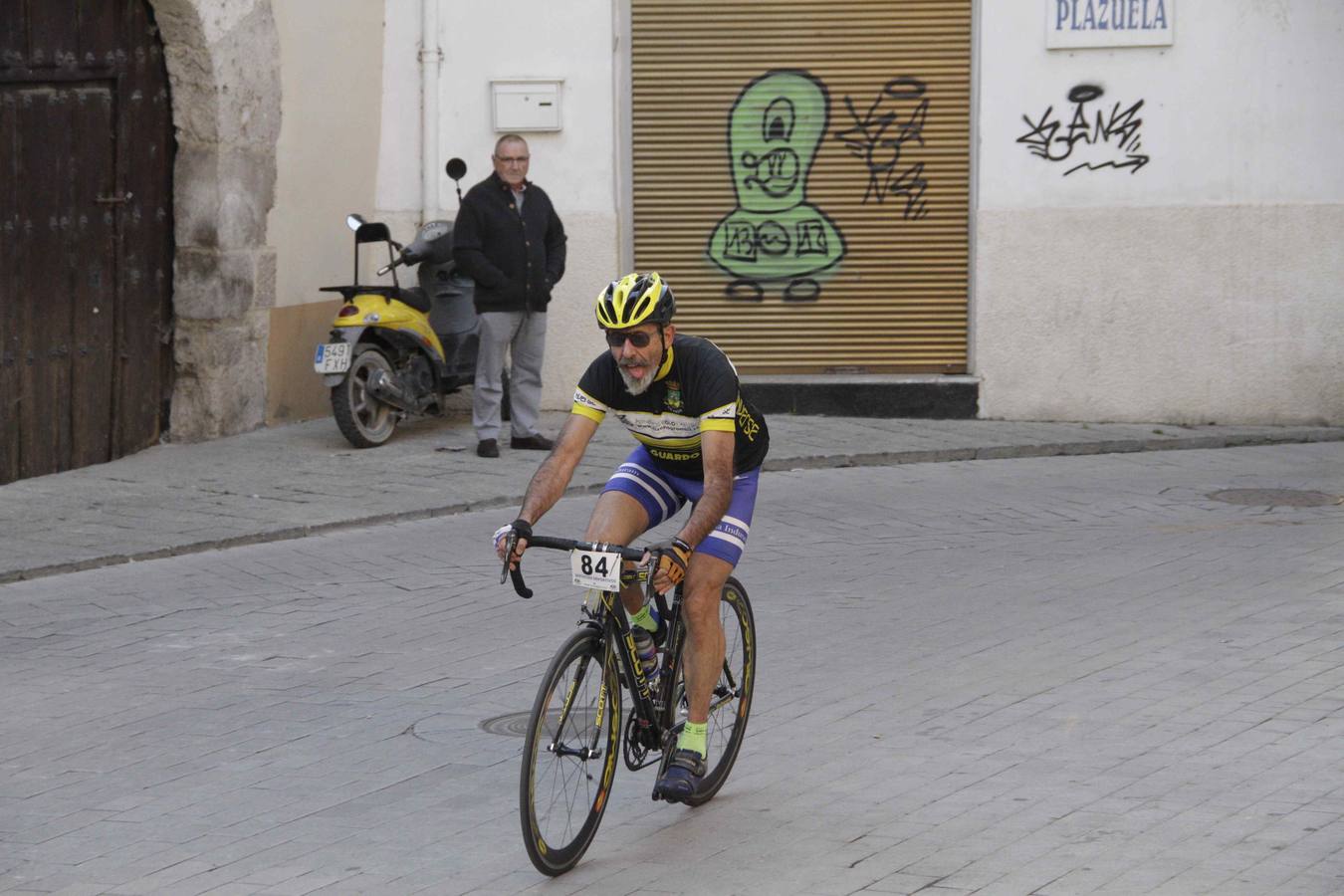 Diego Cosgaya y Marta Antolino se llevan la cronoescalada al castillo de Peñafiel