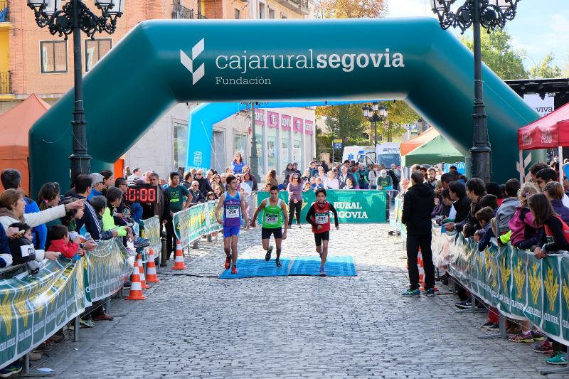 Marcha Popular de Caja Rural a beneficio del Banco de Alimentos de Segovia (Segunda parte)