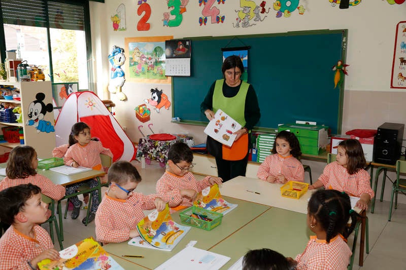 El centro comenzó a funcionar en 1968 por el traslado del antiguo colegio nacional Alonso Berruguete