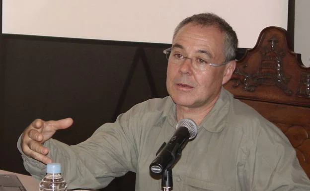 Francisco Giner Abati es catedrático del área de Antropología Social.