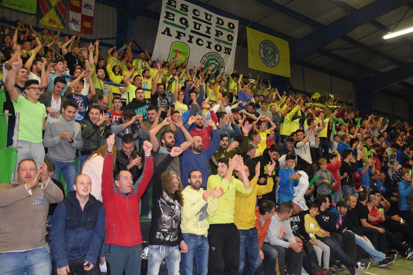 Los de Diestro plantan cara a uno de los mejores equipos nacionales y le ponen contra las cuerdas en los minutos finales con portero jugador