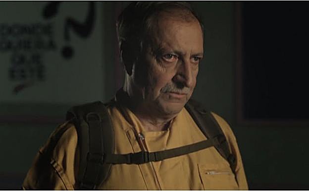 Paco Lobatón en la 'promo' de 'Stranger Things'. 