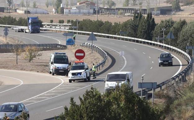 Lugar del segundo accidente en la A-62 a la altura de Dueñas. 