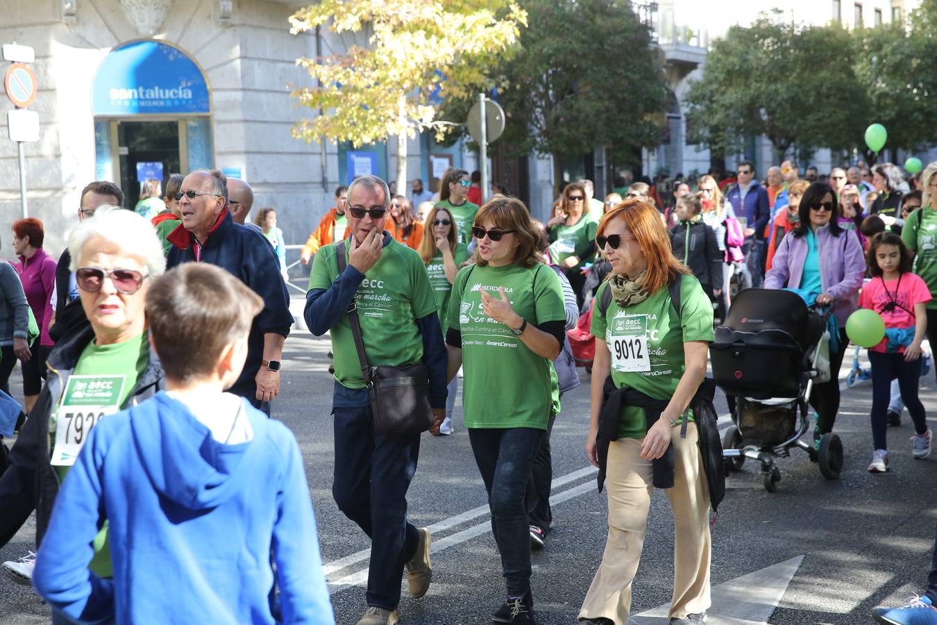 Miles de vallisoletanos se han vestido hoy de verde para salir a la calle en una marcha histórica