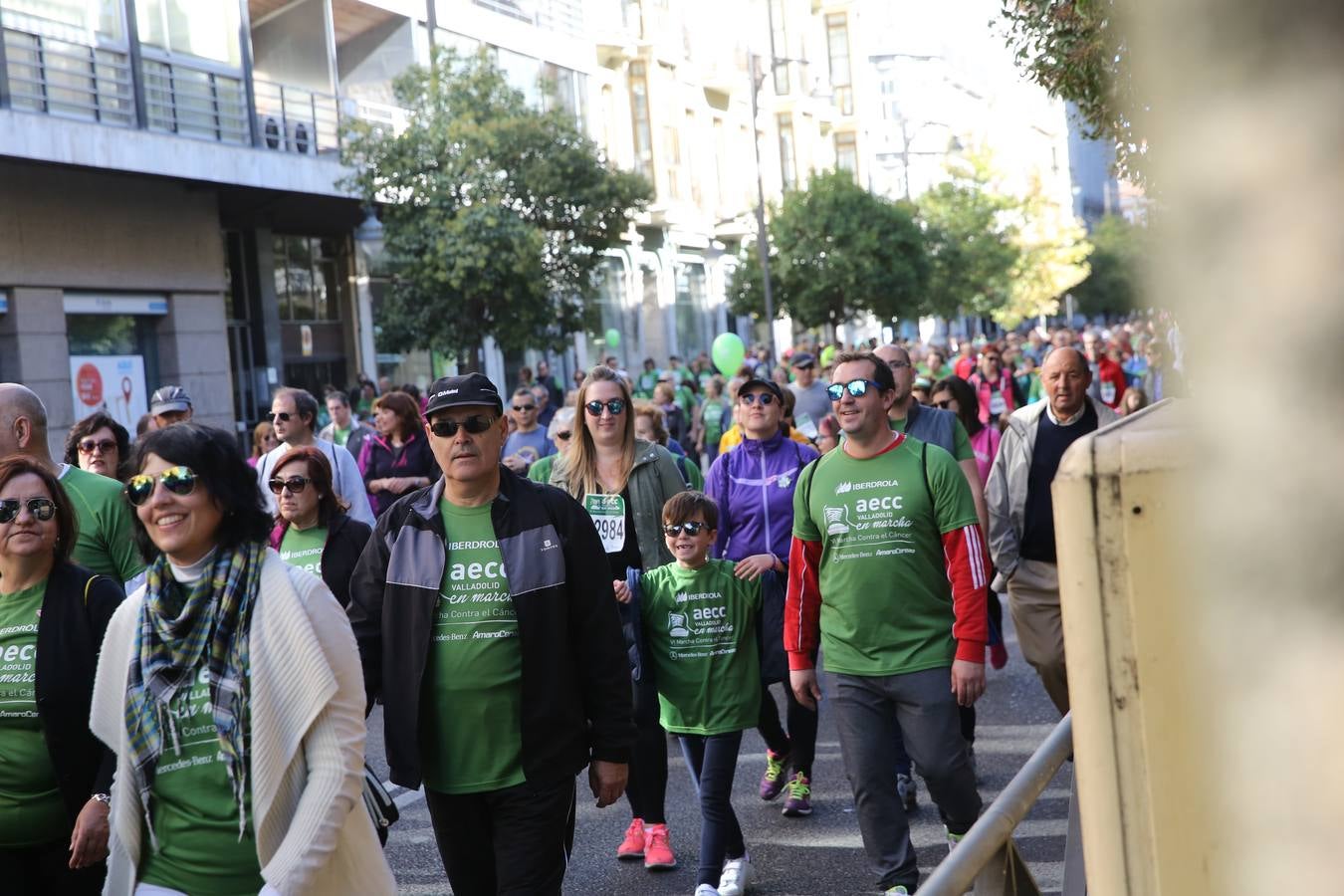 Miles de vallisoletanos se han vestido hoy de verde para salir a la calle en una marcha histórica