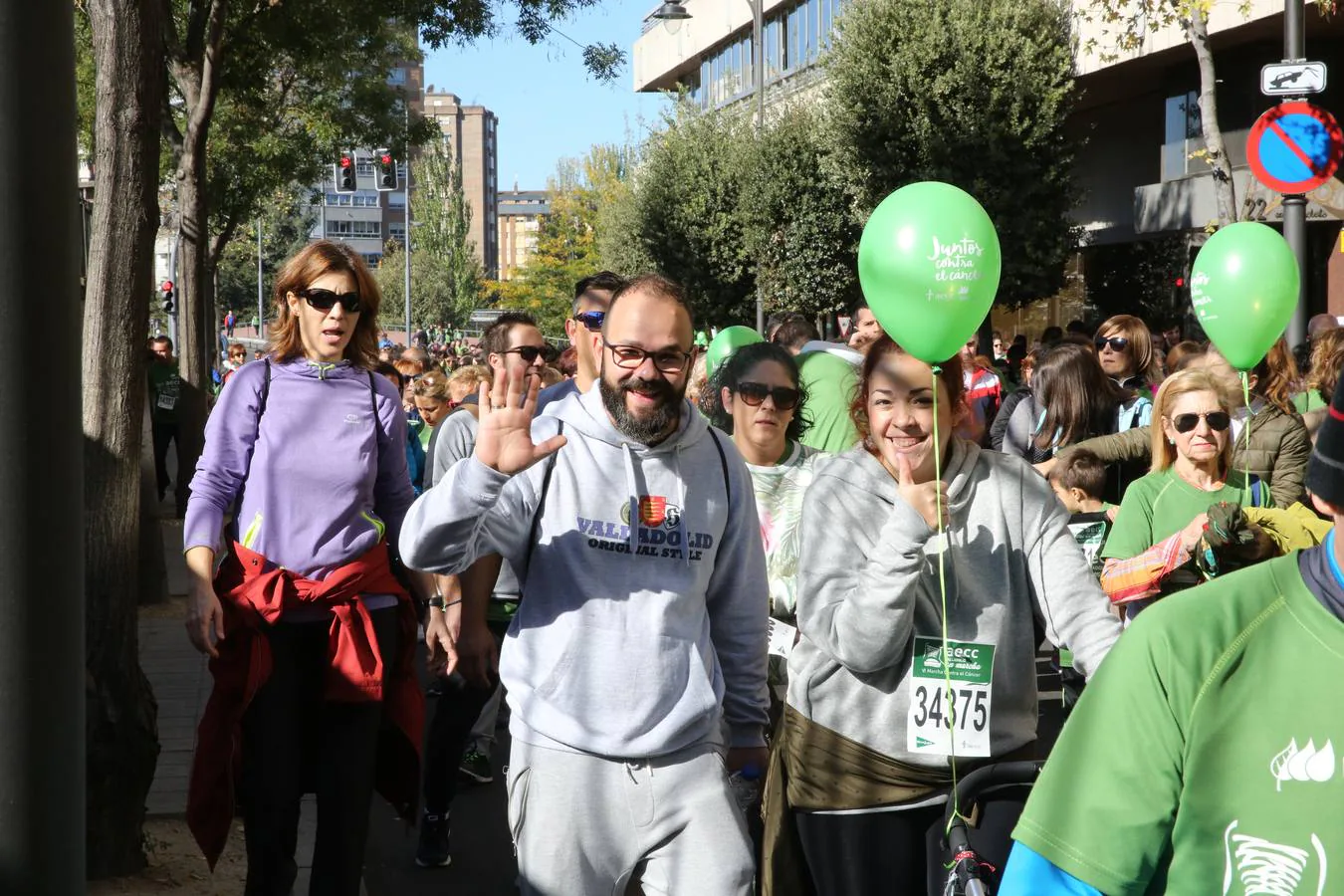 Miles de vallisoletanos se han vestido hoy de verde para salir a la calle en una marcha histórica