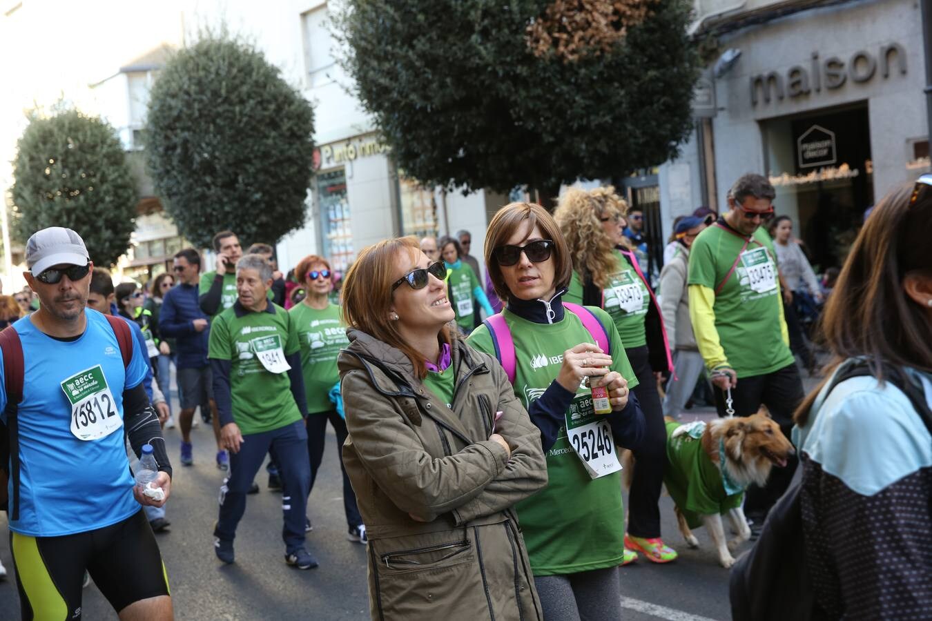 Miles de vallisoletanos se han vestido hoy de verde para salir a la calle en una marcha histórica