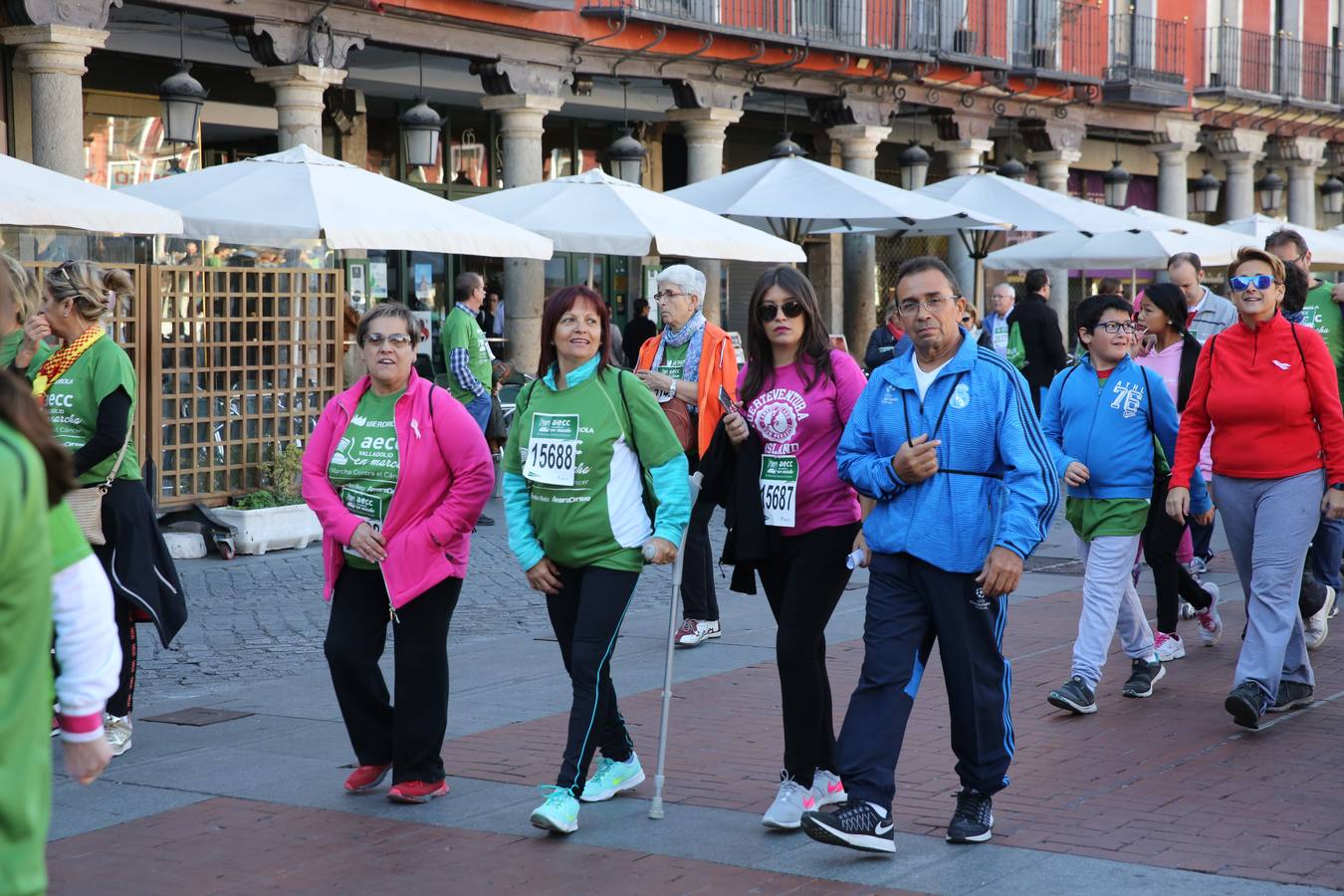 Miles de vallisoletanos se han vestido hoy de verde para salir a la calle en una marcha histórica