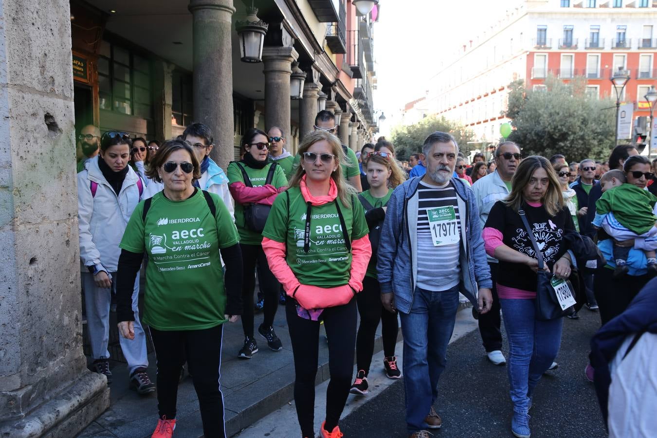 Miles de vallisoletanos se han vestido hoy de verde para salir a la calle en una marcha histórica