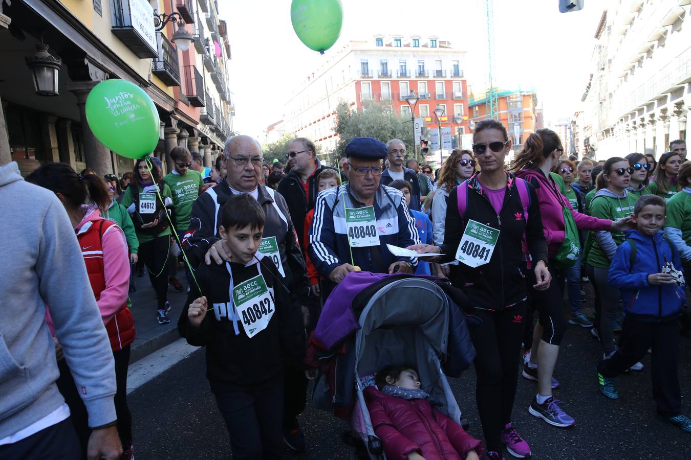 Miles de vallisoletanos se han vestido hoy de verde para salir a la calle en una marcha histórica