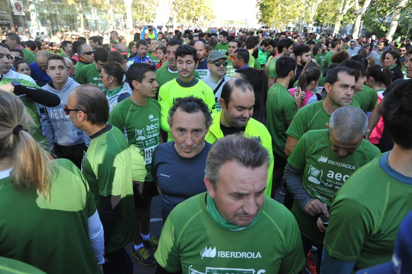 Miles de vallisoletanos se han vestido hoy de verde para salir a la calle en una marcha histórica