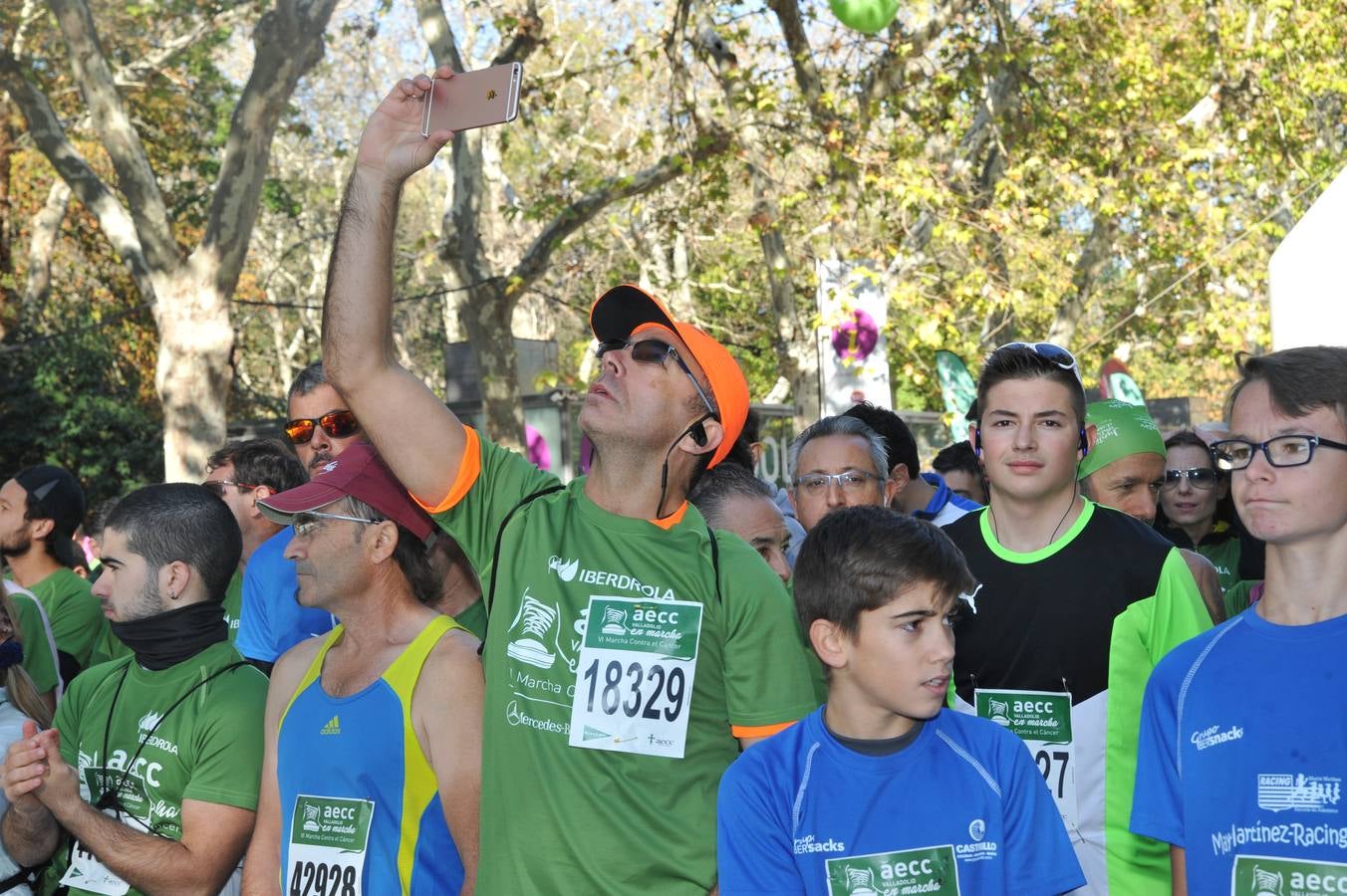 Miles de vallisoletanos se han vestido hoy de verde para salir a la calle en una marcha histórica