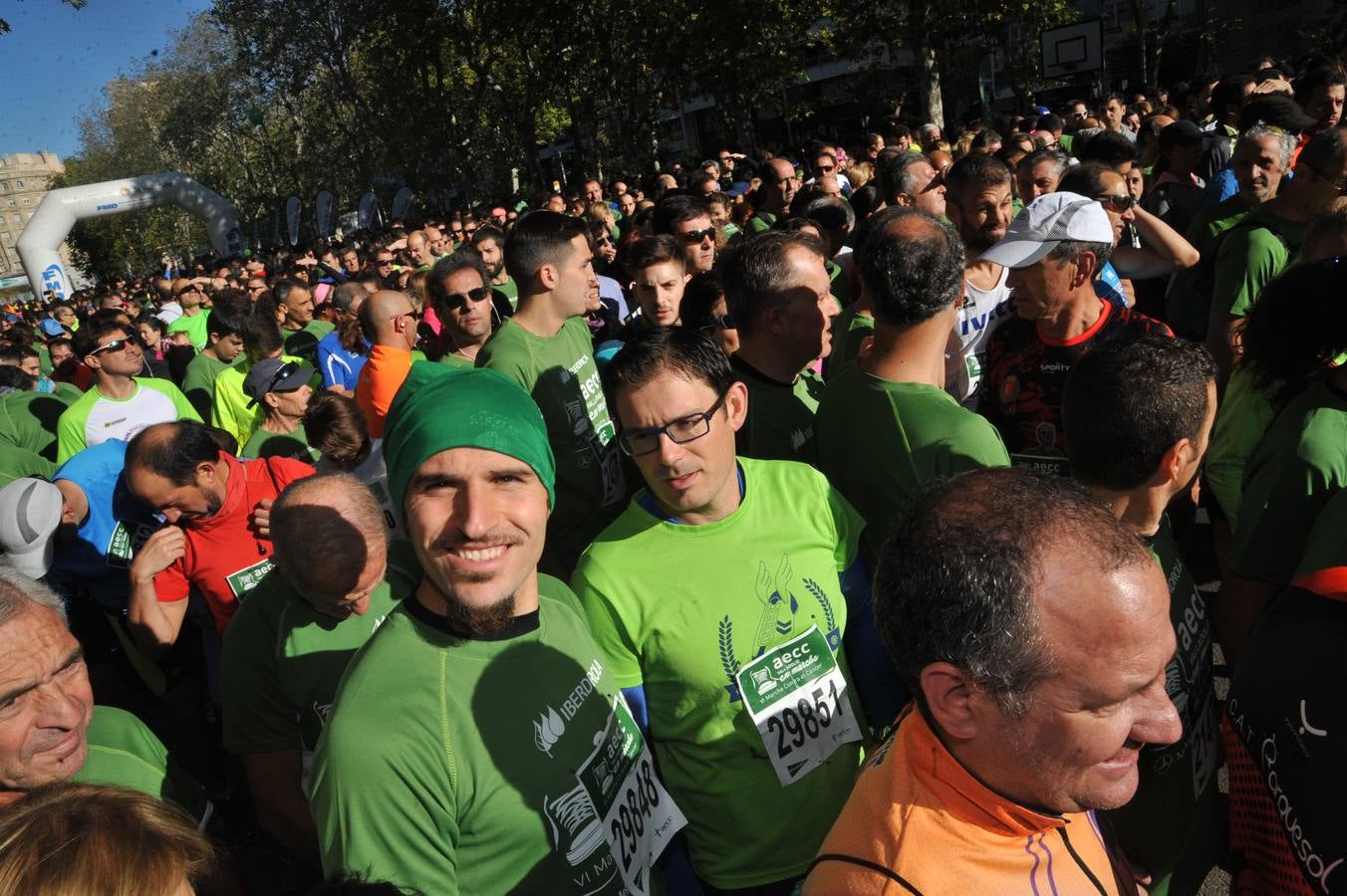 Miles de vallisoletanos se han vestido hoy de verde para salir a la calle en una marcha histórica