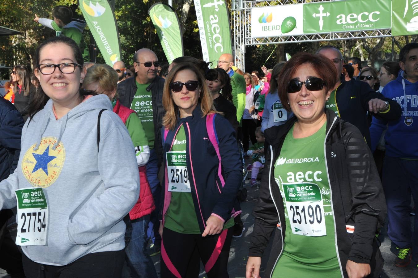 Miles de vallisoletanos se han vestido hoy de verde para salir a la calle en una marcha histórica