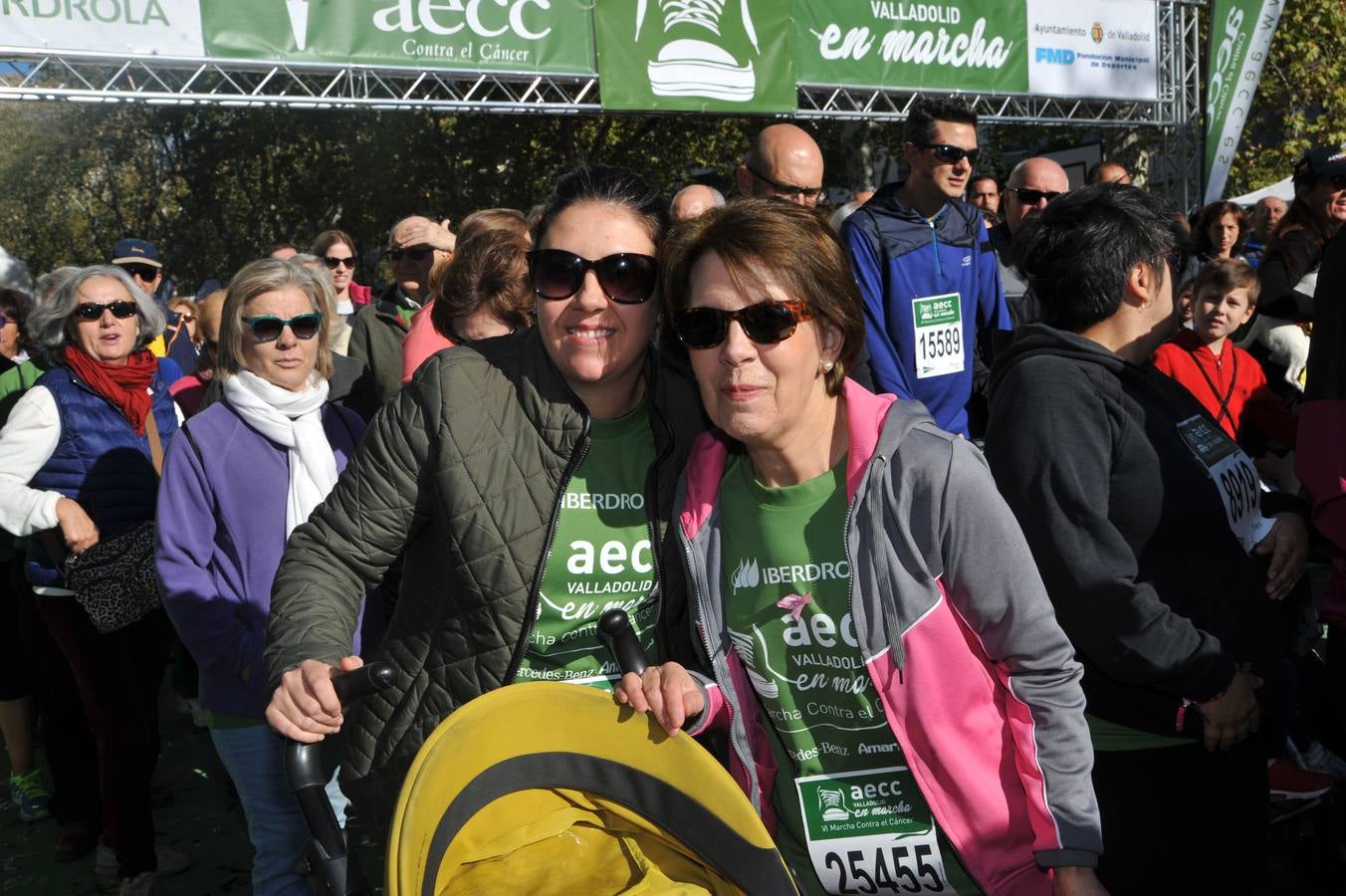 Miles de vallisoletanos se han vestido hoy de verde para salir a la calle en una marcha histórica