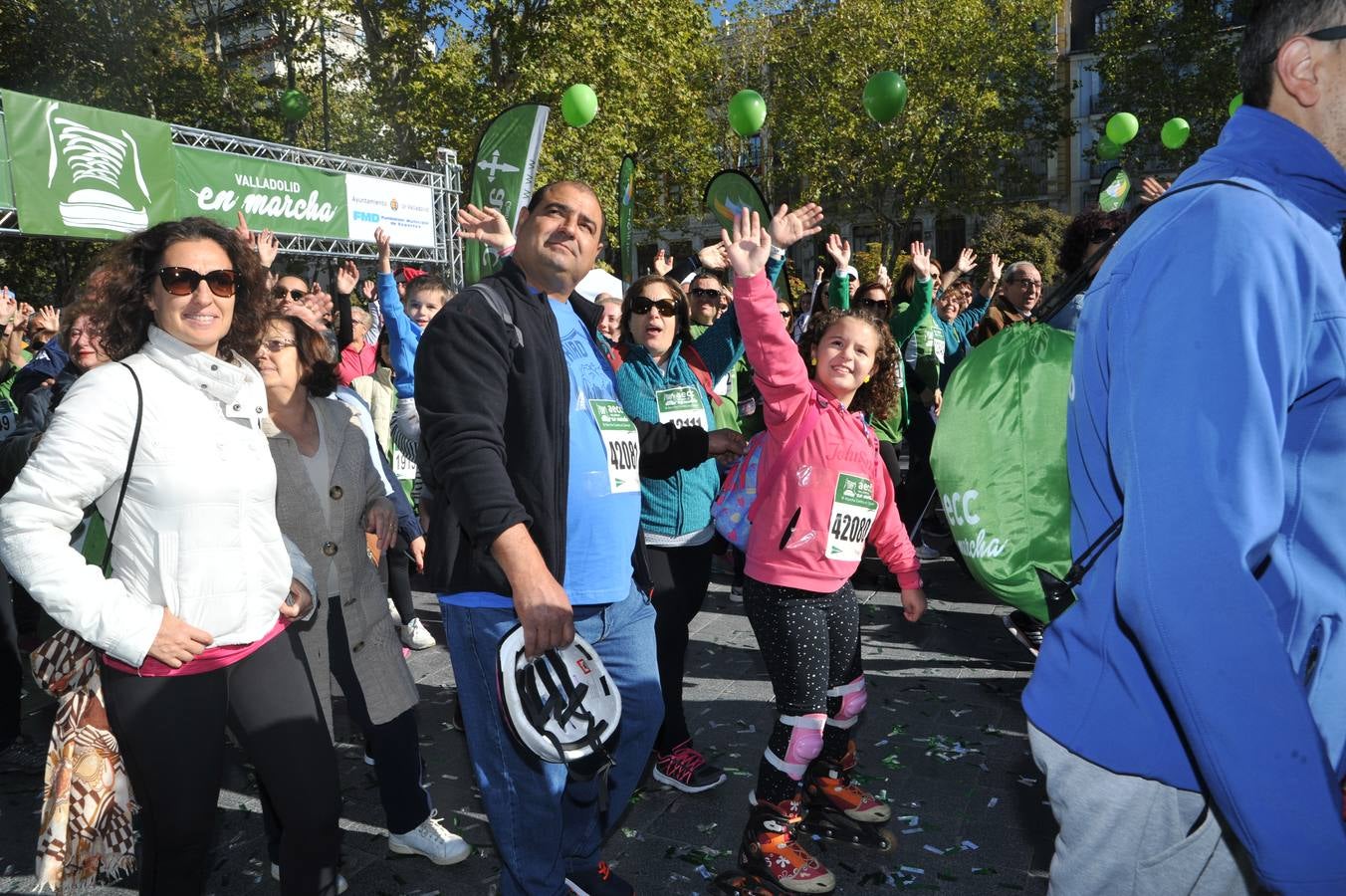 Miles de vallisoletanos se han vestido hoy de verde para salir a la calle en una marcha histórica