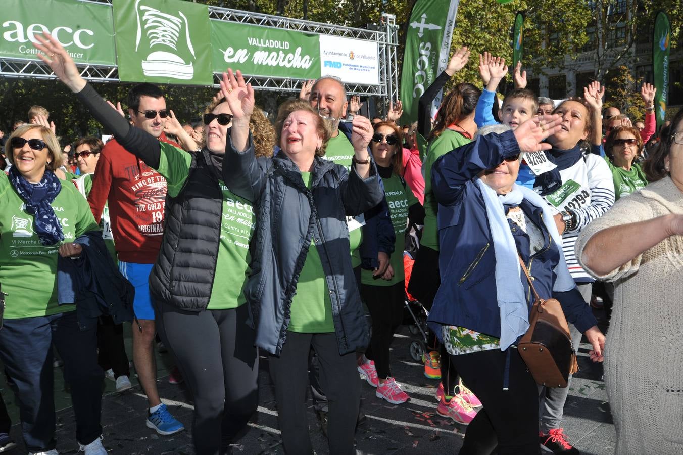 Miles de vallisoletanos se han vestido hoy de verde para salir a la calle en una marcha histórica