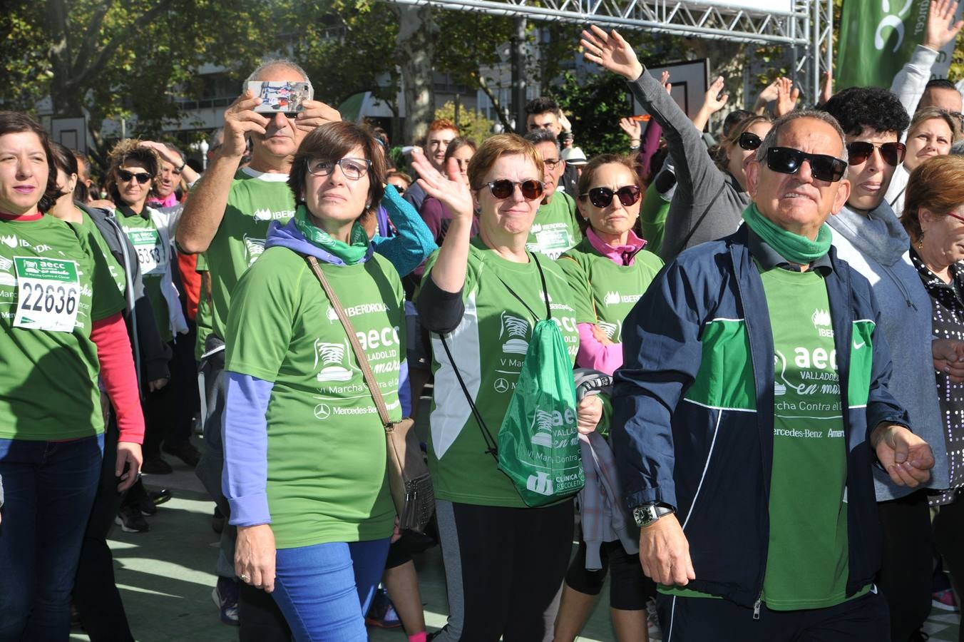 Miles de vallisoletanos se han vestido hoy de verde para salir a la calle en una marcha histórica