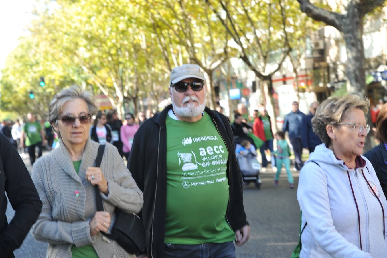 Miles de vallisoletanos se han vestido hoy de verde para salir a la calle en una marcha histórica